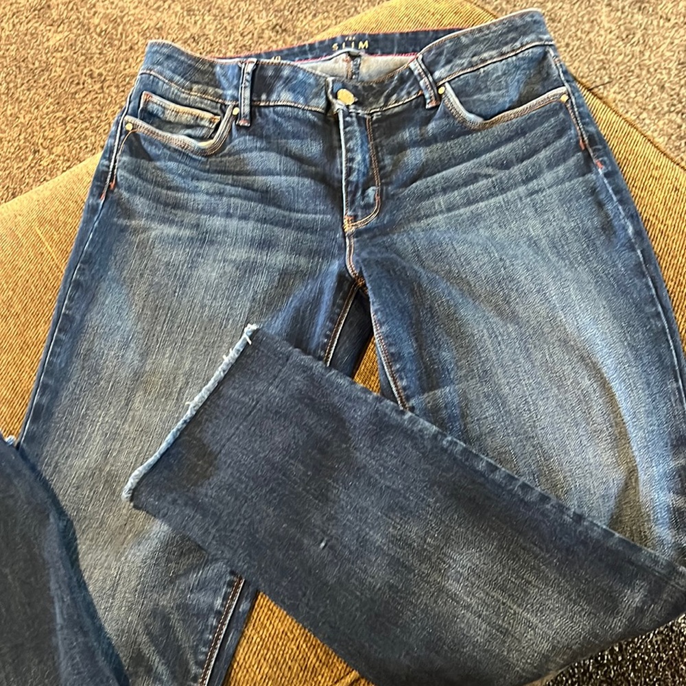 White House Black Market Slim crop capri.  Size 10.  Dark denim.